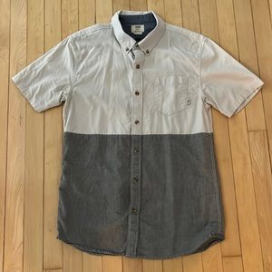 Vans two-tone short sleeve button-up shirt. Size medium.